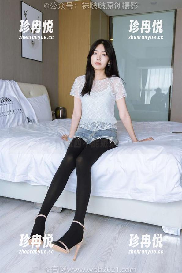 袜啵啵 - 苏苏的私房长腿照，谁说好看的东西不能嫉妒