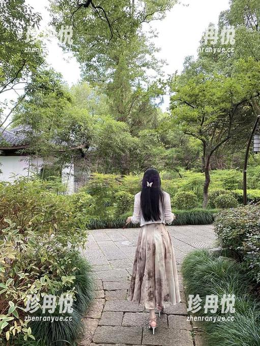 微密圈 - 福利抢先看！软妹小九九的蓝色油亮又带来新惊喜。