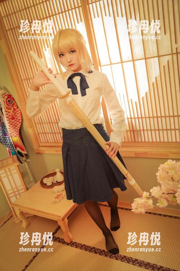 这个泡泡就是逊啦的免费校服：谁说校服一定要乏味？