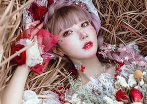阿包也是兔娘说：办公室不只有工作，照片合集充满“肆意”