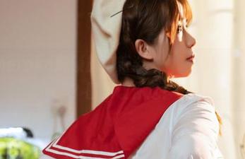 魅瞳meroko解锁旗袍新姿态，哪条路子最可信？图集让你选！